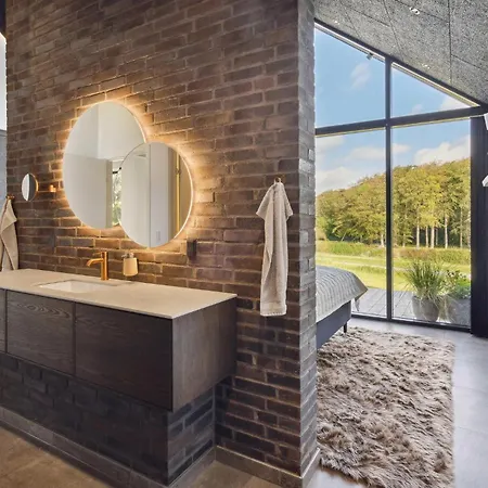 Semesterbostad Cozy In With Private Swimming Pool, Be Inside Or Outside